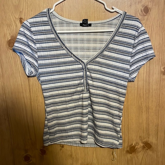 Rue21 Tops - Rue21 crop top